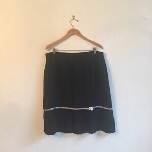 Lady Hazan 18W ruche pearl bow skirt black white